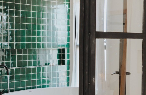 Cerritos Hotel | Hotel So Far So Good