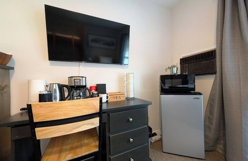 East Kootenay Apartment | Hotel-style unit at Purcell Condos