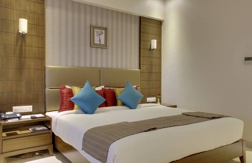 Dahej Hotel | Hotel Suba Grand