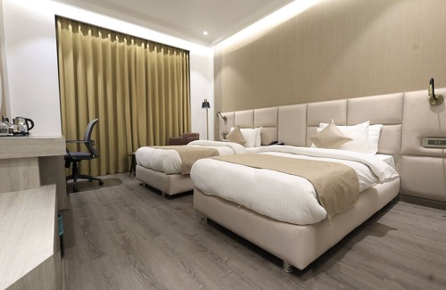 Bareilly Hotel | Hotel Swarn Towers