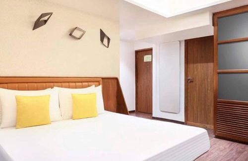 South West Hotel | Hotel Tark Premium Chanakyapuri