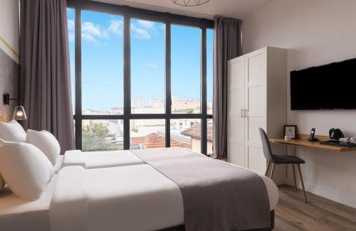 Charonne Hotel | Hotel Terre Neuve