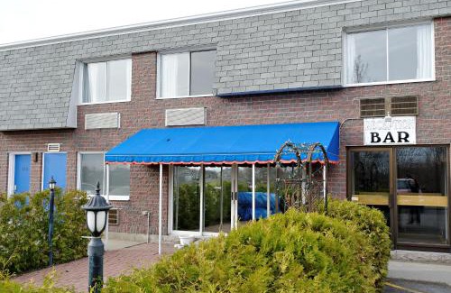 Mont-St-Hilaire Hotel | Hotel Transit