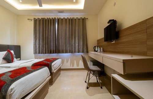 Karol Bagh Hotel | Hotel Tripple Tree - Karol Bagh