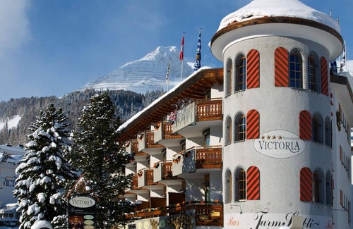 Davos-Dorf Hotel | Hotel ∙ Turmhotel Victoria - INCL. LIFT PASS Double room, shower/wc, HB