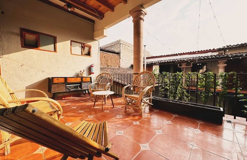 Santa Maria Ahuacatlan Apartment | Hotel type room, one block from the Lake centr 5