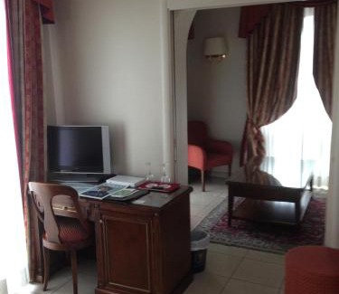 Borgo Pilonetto Hotel | Hotel Villa Savoia
