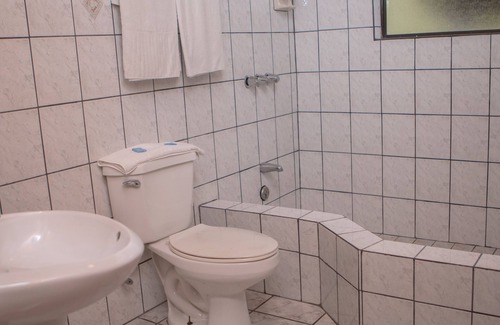 San Jeronimo Hotel | Hotel Villa Zurquí