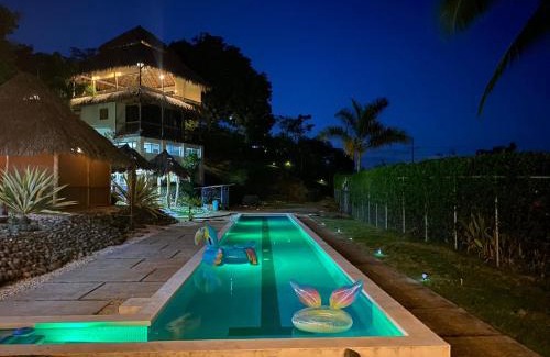 Canton Parrita Bed & Breakfast | Hotel Vista Bonita