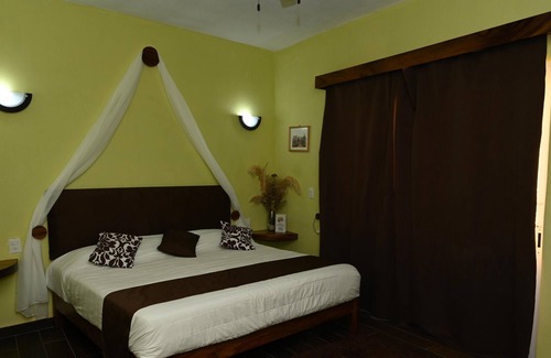 Barra de Potosi Hotel | Hotel Vista Guamilule