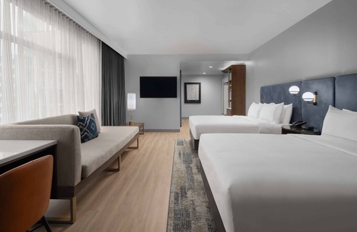 Conshohocken Hotel | Hotel West & Main Conshohocken Philadelphia, Tapestry Collection