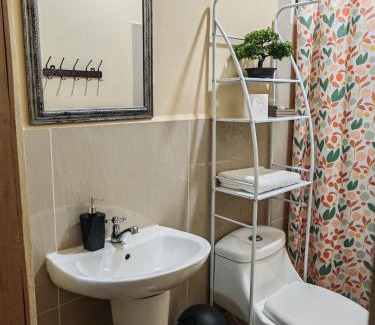 Tela House | Hotel y Cabañas El Sauce