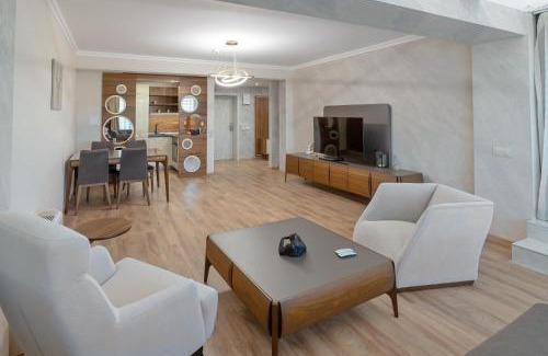 Lozenets Hotel | Hotel ZOO Sofia - Secured Paid Parking