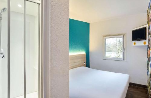 Change Hotel | hotelF1 Laval