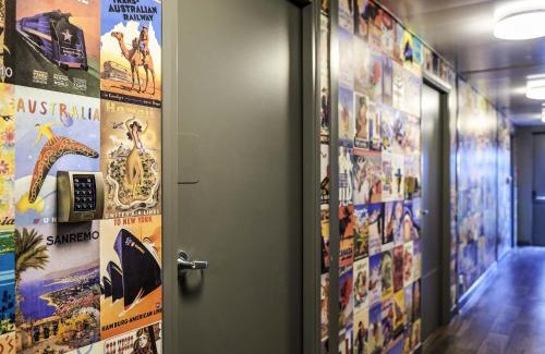 Change Hotel | hotelF1 Laval