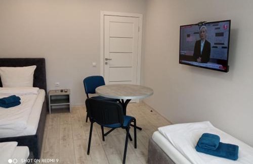 Uzhhorod Apartment | HotelRoom 1