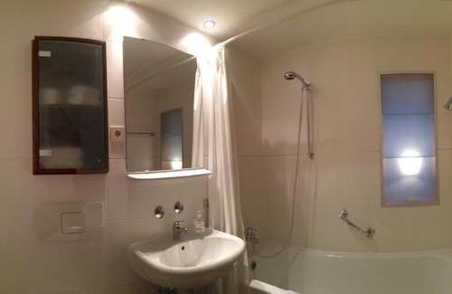 Antonsviertel Apartment | Hotelturm Augsburg