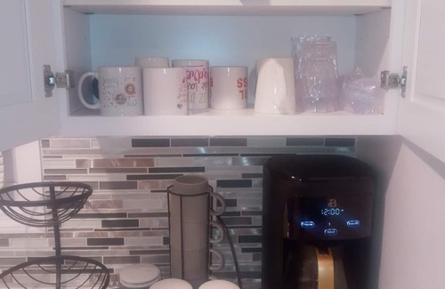 Mastic House | Hottub, ⛳️, htd pool, Sauna, Basketball nnnnnnnnnnnnnnnnn