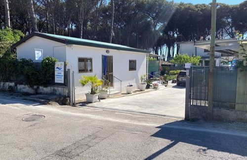 Paestum House | House sleeps 4 with garden by the sea