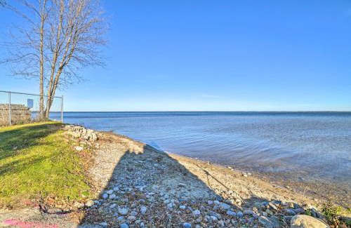 Houghton Lake House | Houghton Lake Cottage - Central Location!