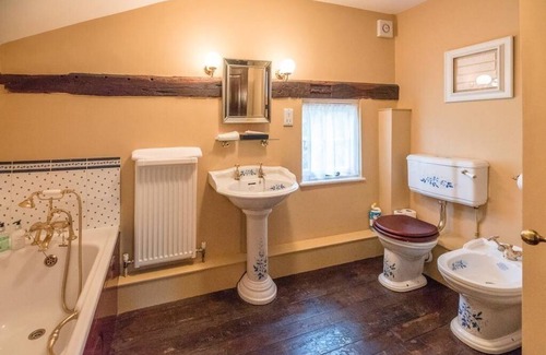 Clare House | House ∙ 1 bedroom ∙ 2 guests