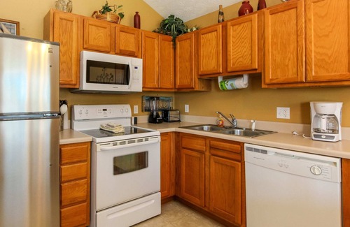 Leesburg House | House # 11 - As Good As It Gets (not pet friendly) Pool View