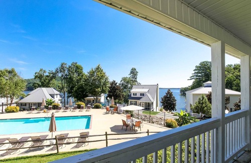 Leesburg House | House # 11 - As Good As It Gets (not pet friendly) Pool View