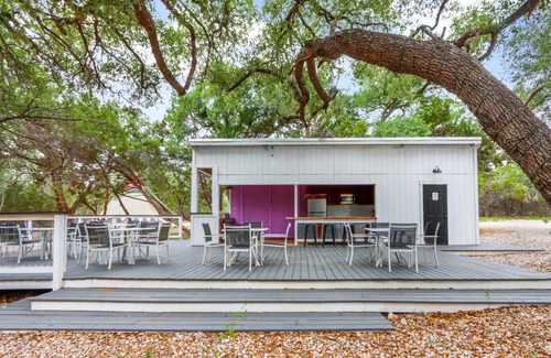 Driftwood House | House ∙ 12 bedrooms ∙ 31 guests