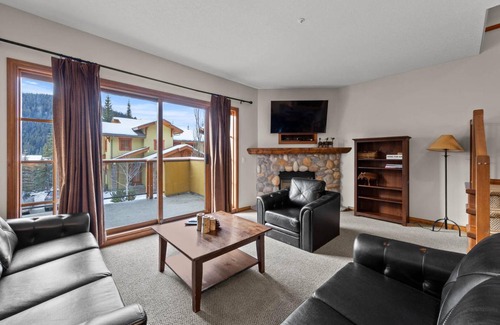 Sun Peaks House | House ∙ 2 bedrooms ∙ 9 guests