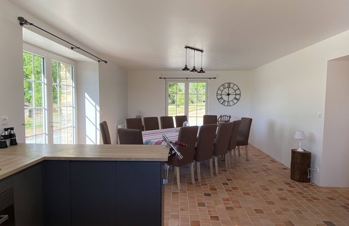 Sainte-Anne-sur-Vilaine Cottage | House 200 m2 for 11 people with heated swimming pool.