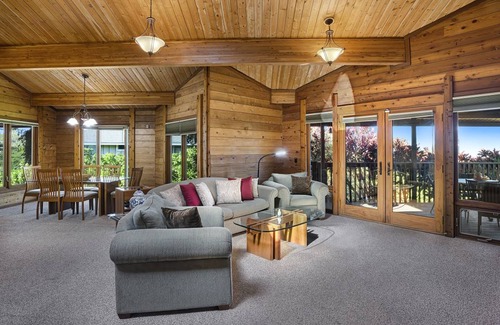 Waikoloa House | House ∙ 3 bedrooms ∙ 7 guests