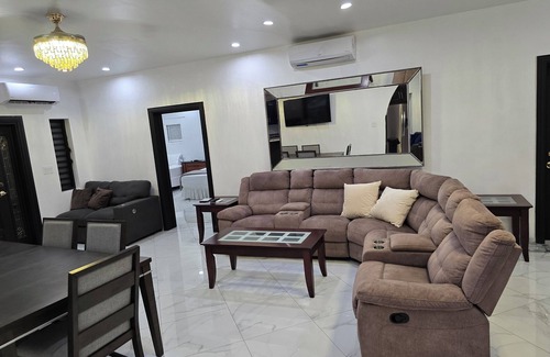 Estate Demarara House | House 3-bedroom 6 beds 3 bathroom house with AC in St Thomas