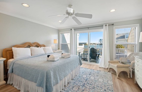 Folly Beach House | House ∙ 3 bedrooms ∙ 6 guests
