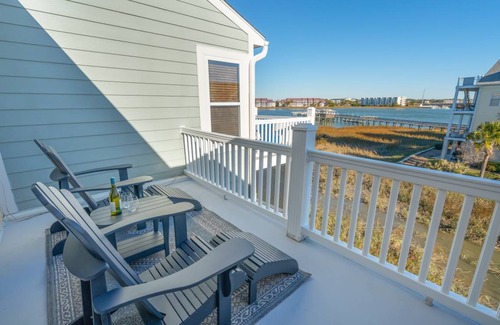 Folly Beach House | House ∙ 3 bedrooms ∙ 6 guests