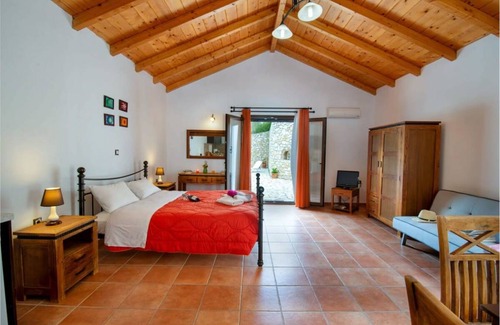 Ieromonachos House | House ∙ 3 guests