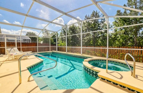 Clear Creek House | House ∙ 4 bedrooms ∙ 9 guests