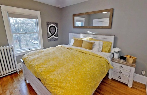 Linden Hills House | House ∙ 4 bedrooms ∙ 9 guests
