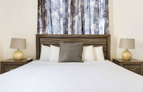 Freret House | House ∙ 4 bedrooms ∙ 8 guests