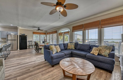 Long Bay Estates House | House across street from beach w/unobstructed view