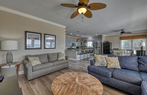 Long Bay Estates House | House across street from beach w/unobstructed view