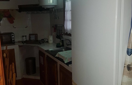 Faial Da Terra House | House at 100 meters from the sea, pedestrian paths with waterfall. Picturesque village