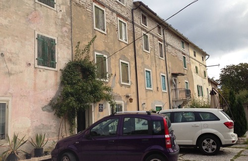 Fumane House | House at 800 meters of altitude with more than 15 beds and table places for 30