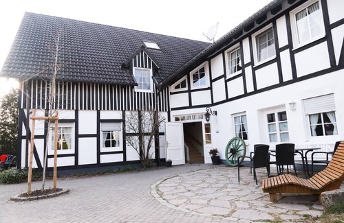 Niederberndorf Apartment | House at the playground - Piggy