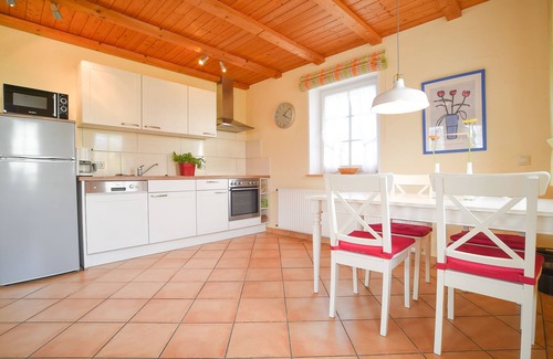 Niederberndorf Apartment | House at the playground - sheep