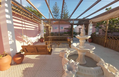 Magoito House | House, beautiful garden & playground near the beach