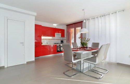Barbariga House | House Betiga 1771