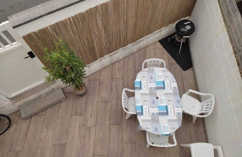 La Tranche-sur-Mer House | House center ville la tranche sur mer, 4 rooms, sleeps 6