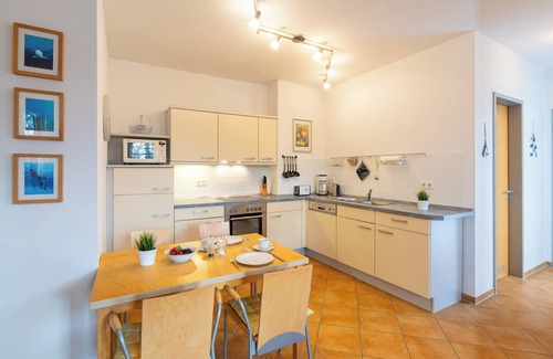 Ostvorpommern Apartment | House Dünenwald 06 - central location for up to four people