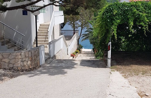 Pokrivenik House | House Fani (23741-K1) - Zastrazisce - island Hvar