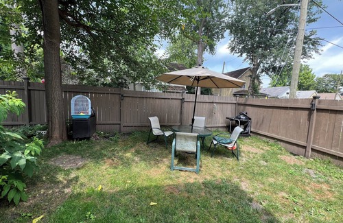 Niagara Falls House | House for rent minutes from the falls, white walker walk andmore attractions